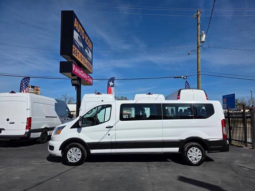 2021 Ford Transit-350 XLT