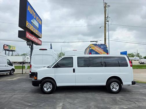 2013 Chevrolet Express 2500 LS
