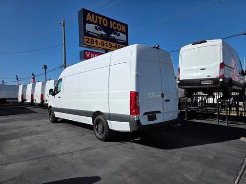 2025 Mercedes-Benz Sprinter 2500 High Roof