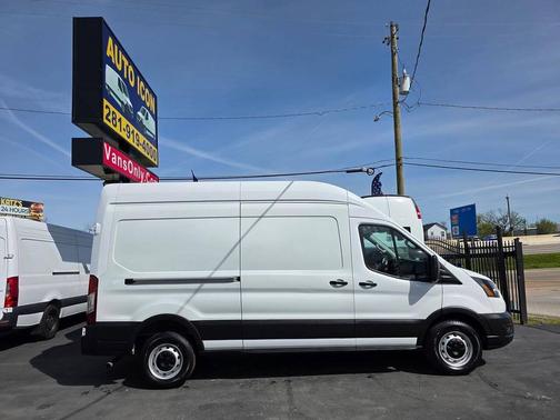 2023 Ford Transit-250 Base