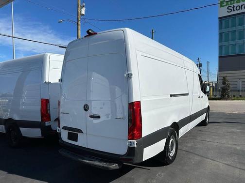 2021 Mercedes-Benz Sprinter 2500 High Roof