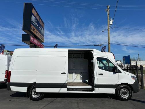 2021 Mercedes-Benz Sprinter 2500 High Roof