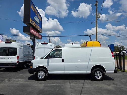 2021 Chevrolet Express 2500 RWD 2500 Regular Wheelbase WT