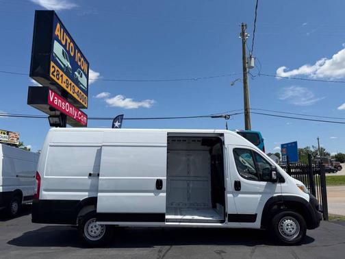 Bright White Clearcoat 2025 RAM ProMaster 3500 High Roof