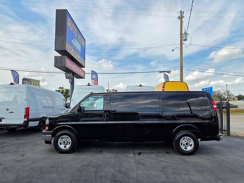 2023 GMC Savana 3500 RWD 3500 Extended Wheelbase Work Van