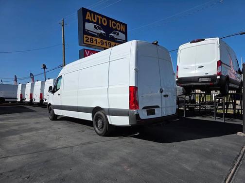 2025 Mercedes-Benz Sprinter 2500 High Roof