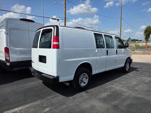 2020 Chevrolet Express 2500 RWD 2500 Regular Wheelbase WT