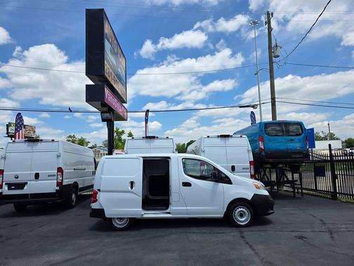 Fresh Powder 2015 Nissan NV200 S