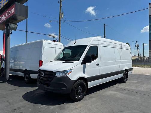 2025 Mercedes-Benz Sprinter 2500 High Roof