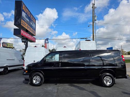 2023 GMC Savana 3500 RWD 3500 Extended Wheelbase Work Van