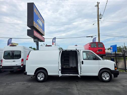 2018 Chevrolet Express 2500 Work Van