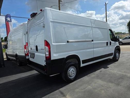 2025 RAM ProMaster 2500 Tradesman