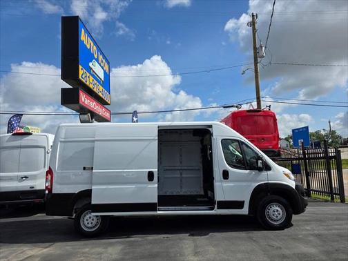 2025 RAM ProMaster 2500 Tradesman