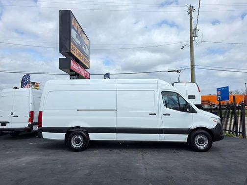 2021 Mercedes-Benz Sprinter 2500 High Roof