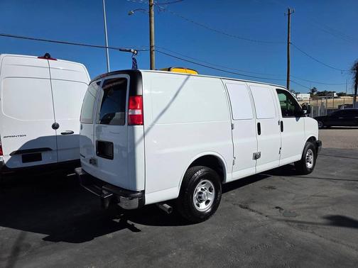 2021 Chevrolet Express 2500 RWD 2500 Regular Wheelbase WT