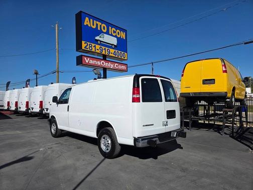 2021 Chevrolet Express 2500 RWD 2500 Regular Wheelbase WT