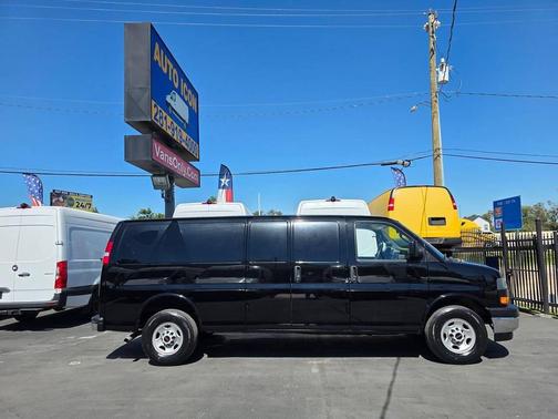 2023 GMC Savana 3500 RWD 3500 Extended Wheelbase Work Van