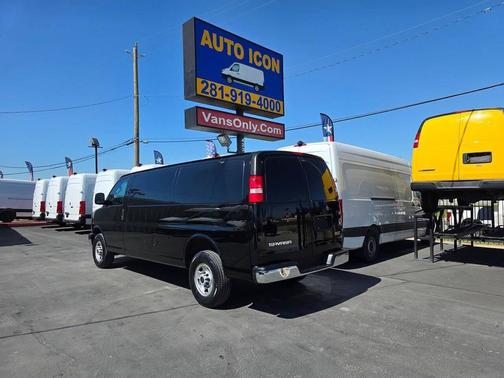 2023 GMC Savana 3500 RWD 3500 Extended Wheelbase Work Van