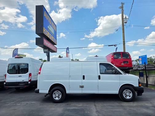 2018 Chevrolet Express 2500 Work Van