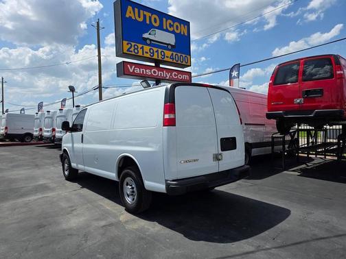 2018 Chevrolet Express 2500 Work Van