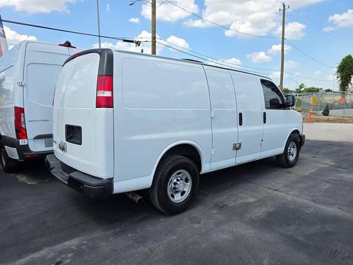 2018 Chevrolet Express 2500 Work Van
