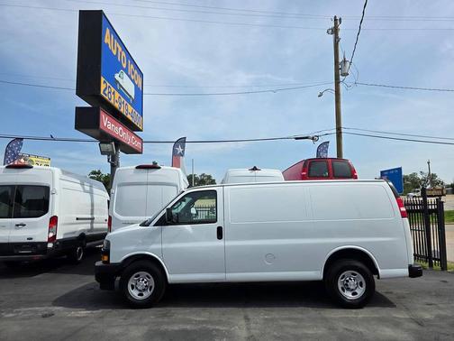 2019 Chevrolet Express 2500 Work Van