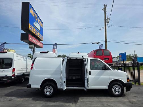 2019 Chevrolet Express 2500 Work Van