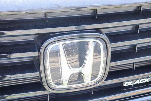 Sonic Gray Pearl 2024 Honda Passport Black Edition
