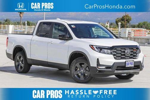 Platinum White Pearl 2026 Honda Ridgeline TrailSport