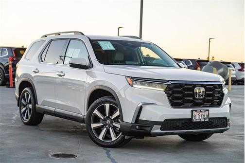 2024 Honda Pilot Touring