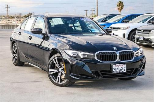 2023 BMW 330 i