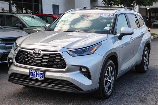 2023 Toyota Highlander XLE