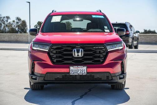 Radiant Red Metallic II 2025 Honda Pilot Black Edition