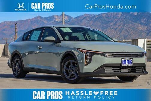 2025 Kia K4 