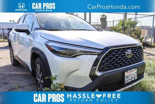 2024 Toyota Corolla Cross XLE