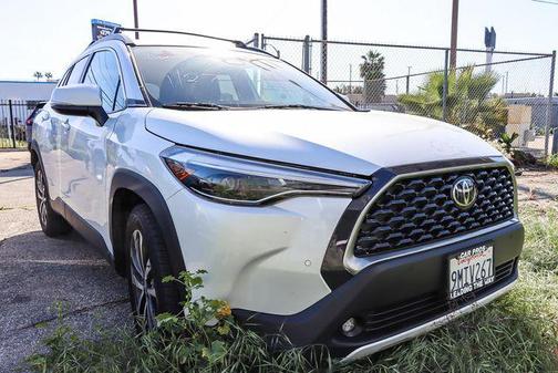 2024 Toyota Corolla Cross XLE