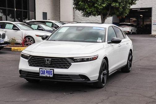Platinum White Pearl 2023 Honda Accord Hybrid Sport-L