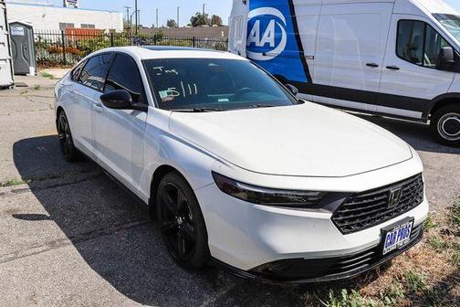 Platinum White Pearl 2023 Honda Accord Hybrid Sport-L