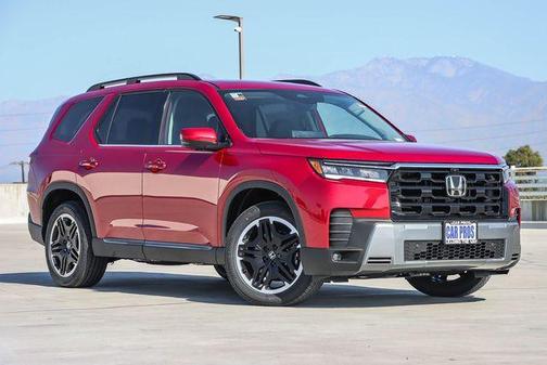 Radiant Red Metallic II 2026 Honda Pilot Touring S