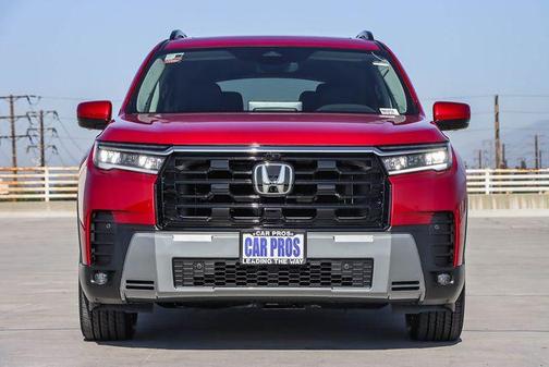 Radiant Red Metallic II 2026 Honda Pilot Touring S