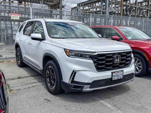 Platinum White Pearl 2025 Honda Pilot EX-L
