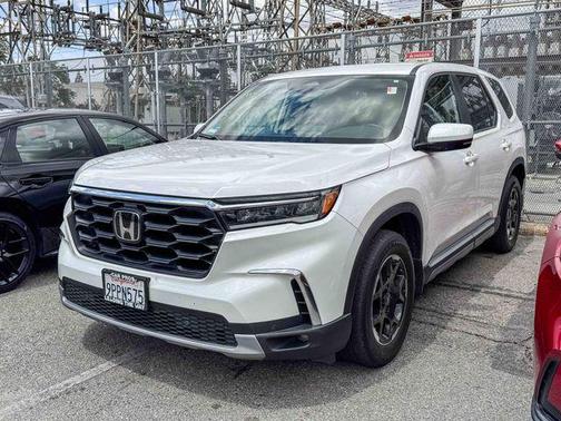 Platinum White Pearl 2025 Honda Pilot EX-L