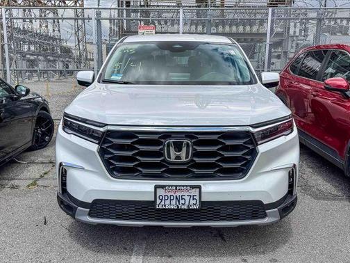 Platinum White Pearl 2025 Honda Pilot EX-L
