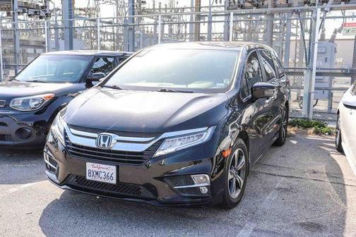 Crystal Black Pearl 2019 Honda Odyssey Touring