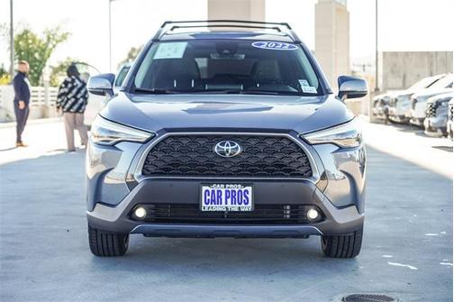2022 Toyota Corolla Cross XLE