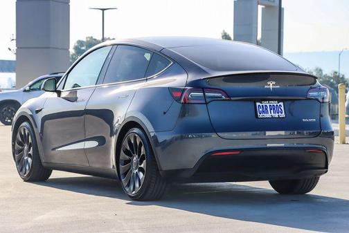 2023 Tesla Model Y Performance