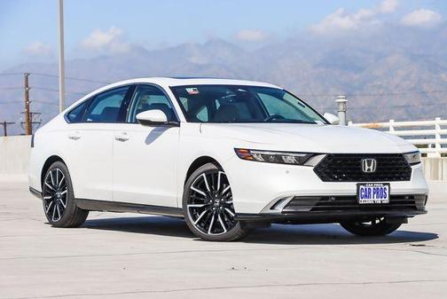 Platinum White Pearl 2026 Honda Accord Hybrid Touring