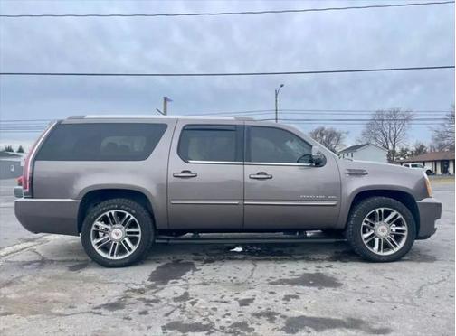 2013 Cadillac Escalade ESV Sport