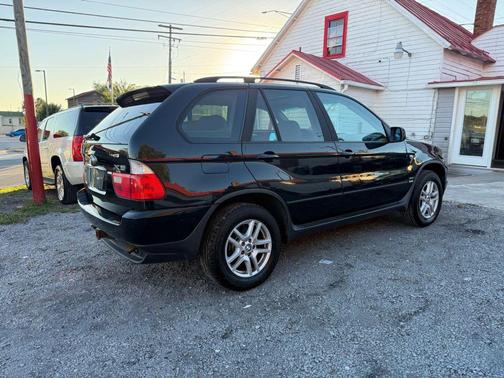 2004 BMW X5 3.0i