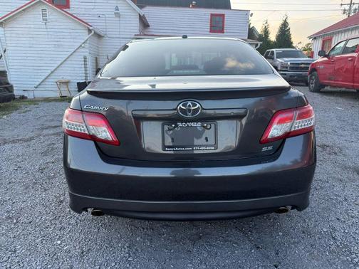 2010 Toyota Camry LE
